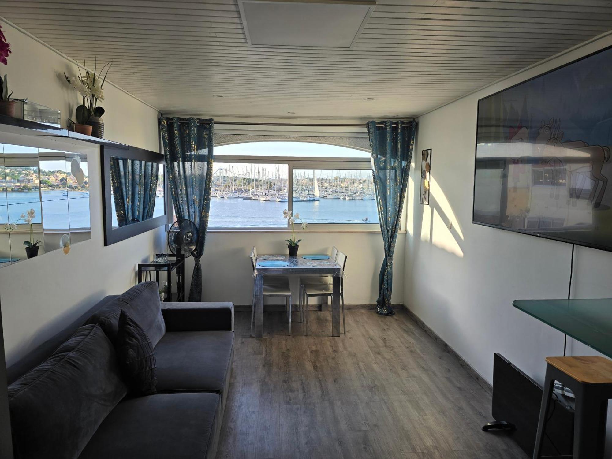 46 Ile Paradise Vue Port Агд Екстер'єр фото
